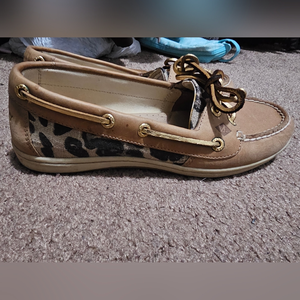 Sperry Tan and Black Leopard Print Loafers
